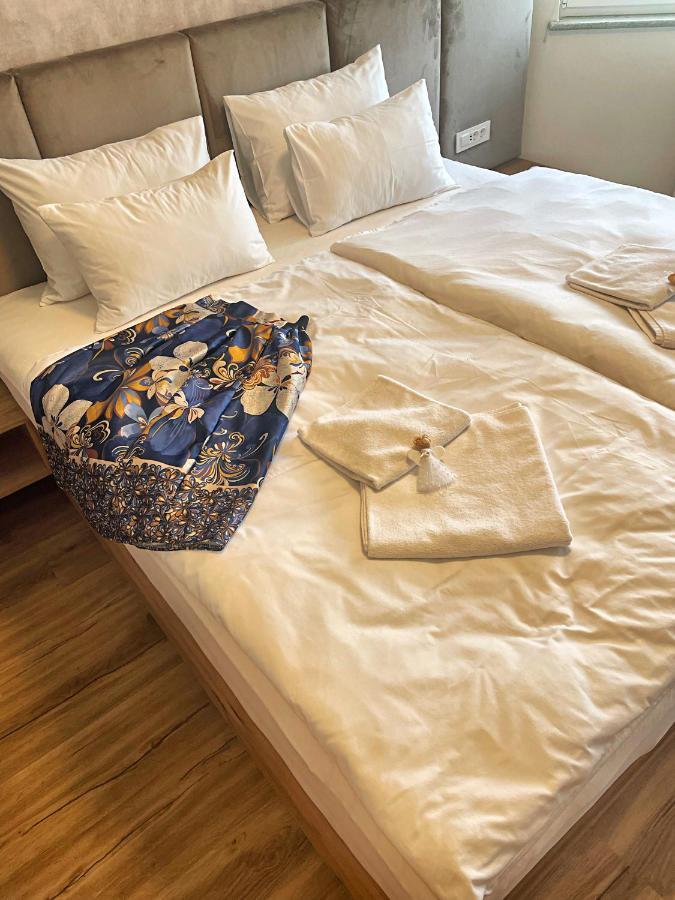 Vila Urbana Luxury Apartments เลสเซ ภายนอก รูปภาพ